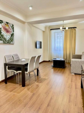 Charming Modern Apt, New Building ,Buzand Street
